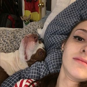 Meet your Posher, Abigail